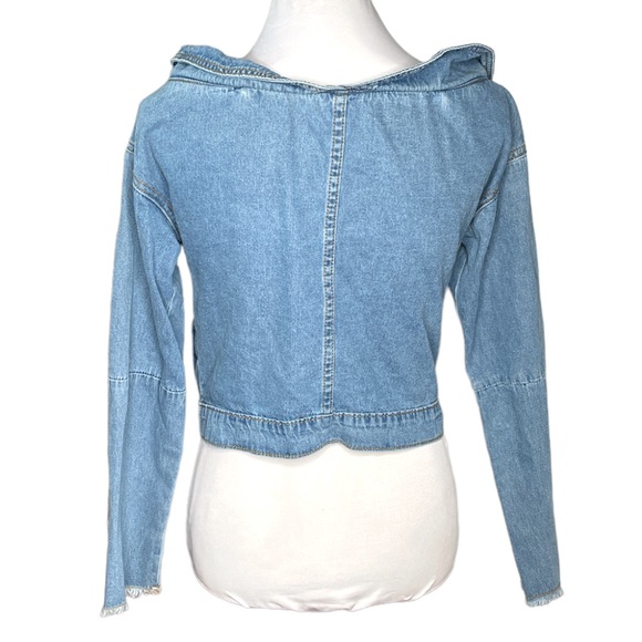 Mustard Seed Cold Shoulder Cropped Jean Jacket Blue Size Small - Picture 3 of 8
